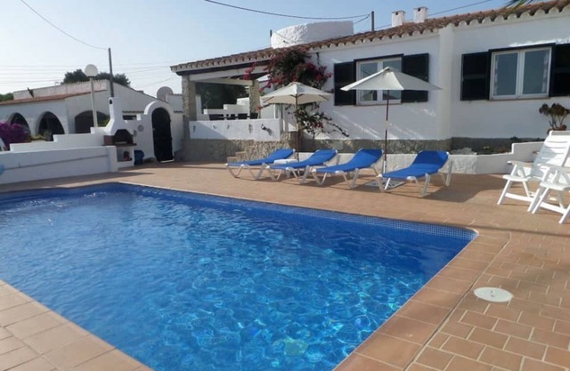 Villa 'Las Amapolas' with Private Pool, Wi-Fi and Air Conditioning