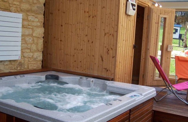 Villa le Charme - Private Jacuzzi & Sauna