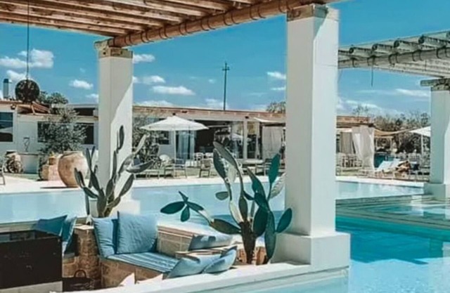 VILLA LIVIA - EXCLUSIVE PLACE A FEW METERS FROM THE BEACH