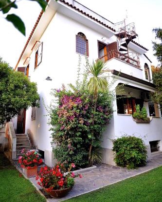 VILLA LIVIA - Lavinio - Anzio