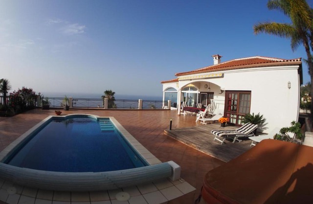 VILLA LOS MANZANOS