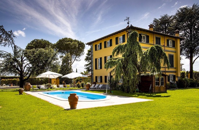 Villa Luigina 8, Emma Villas