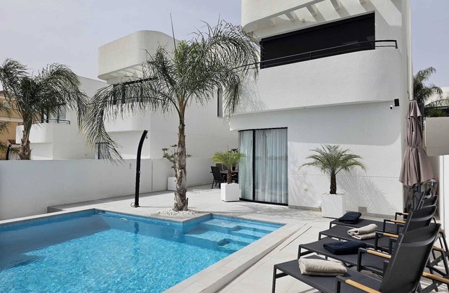 Villa Luisa Alicante La Marina 3xbath 3x Bedroom Privatpool