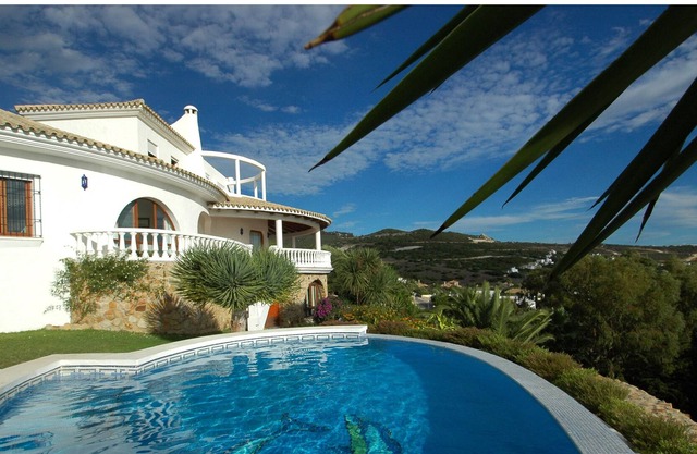 Villa Miramar,5 Bedrooms holiday villa rental in Zahara de los Atunes Atlanterra