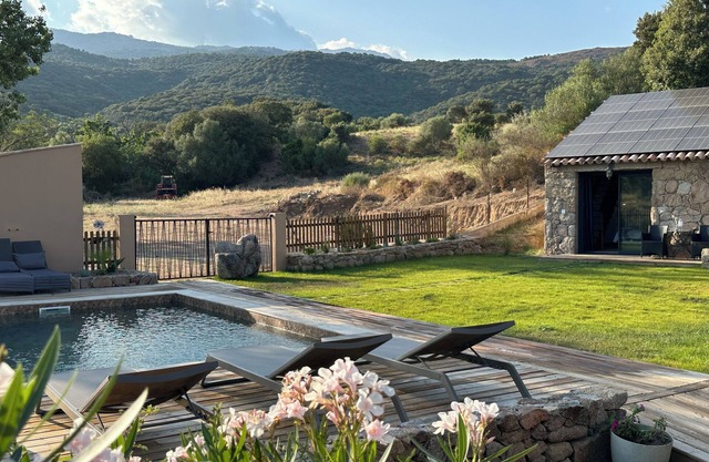 Villa nature & heated pool - Figari