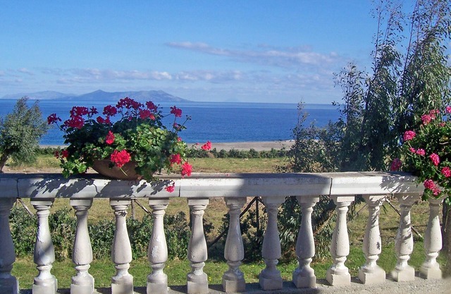 Villa near the sea with wonderful wiew of Aeolian Islands