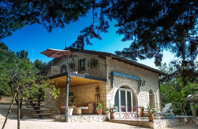 Villa Neli, Palazzolo Acreide, Siracusa, Hot Tub, Wi-Fi & Parking