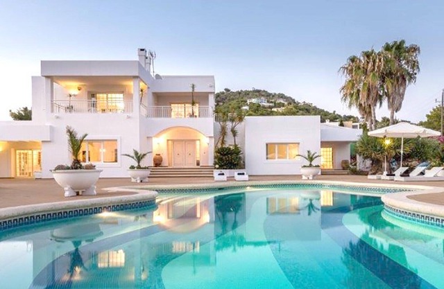 Villa Nicolas - Three Bedroom Villa, Sleeps 6