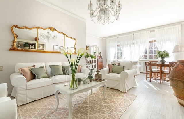 VILLA OLIVIA: a New Luxury Villa with Garden in Lucca with PARKING