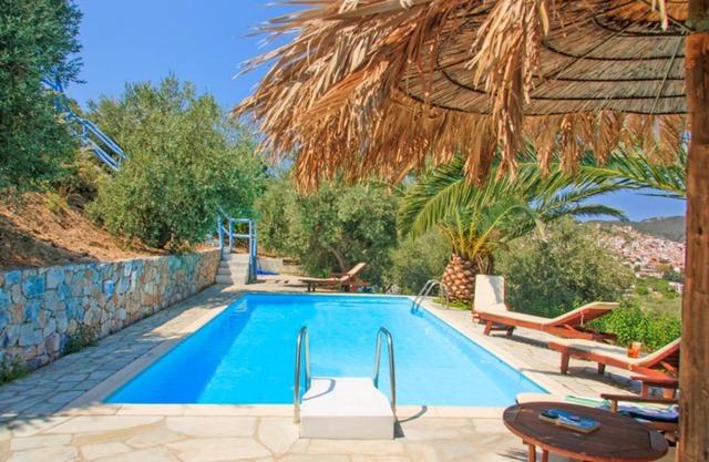 Villa Ourania - Three Bedroom Villa, Sleeps 8