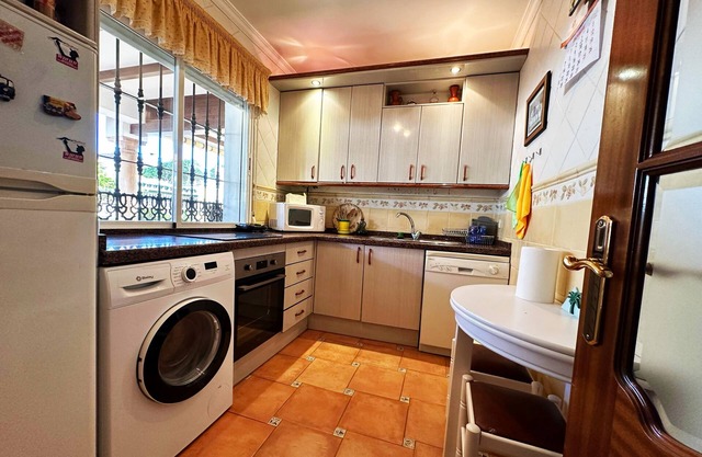 Villa Pepita, 3 Dormitorios, 2 Baños 6 Personas, Piscina, Playa 400 Metros
