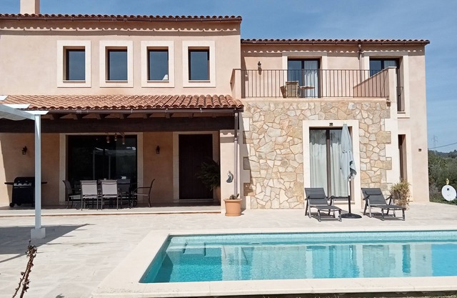 Villa s, estepar des padri.