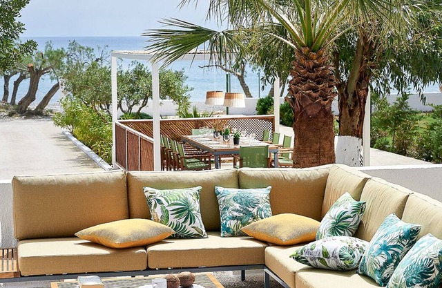 Villa Saranta - Five Bedroom Villa, Sleeps 14