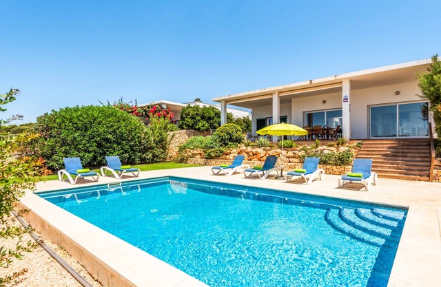 Villa Satalaia - Four Bedroom Villa, Sleeps 6