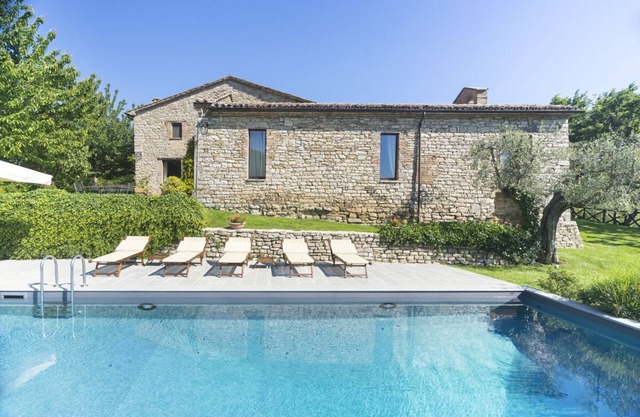 Villa Savini - Four Bedroom Resort, Sleeps 8