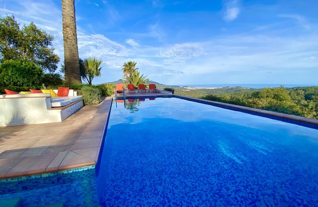 VILLA SECRET PARADISE, COSTA BRAVAnViews, relax, privacy & nature