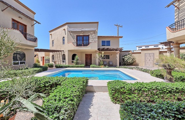 Villa Sonari 3 Great house, complex of 4 houses
