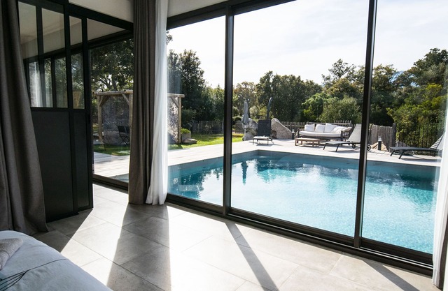 Villa sotta-porto vecchio in the countryside heated pool