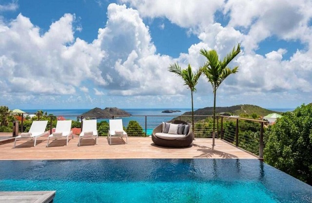 Villa The One