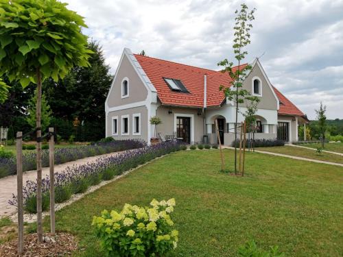 Villa Tilia Vászoly