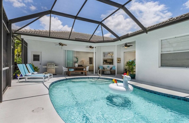 Villa Tropicana* luxury pool home. Briarwood gated community