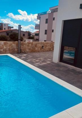 Villa Villela Mandre - The Ideal Luxury Coastal Family Paradice with Private Heated Pool & Seaview