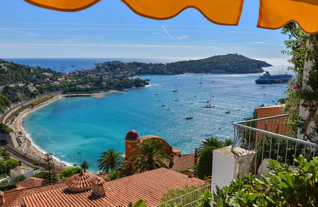 Villa With Pool And Spectacular Sea Views
