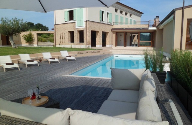 Villa With Private Land, Private Pool And Panoramic Views, close to the beaches