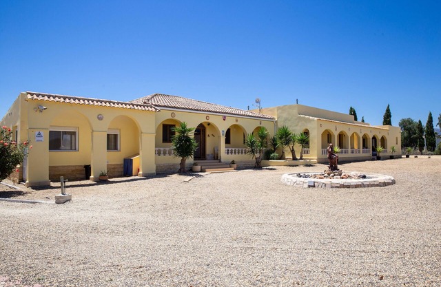 Villa with private tennis court and huge gardens and mountain views