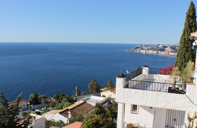 Villa with spectacular views over the sea