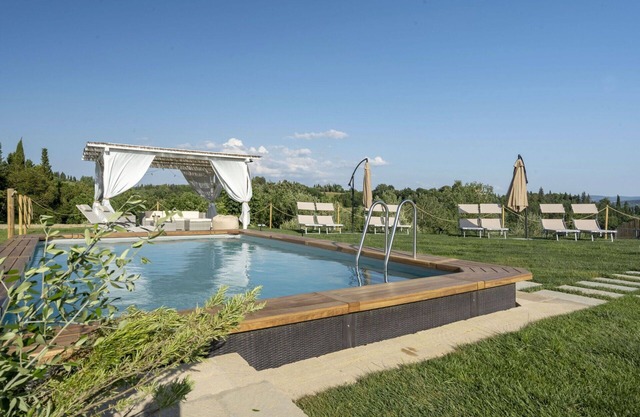 Villa Zara, exclusive villa with private pool in Tuscany