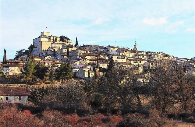 Village Life W/Spectacular View in Hilltop Village