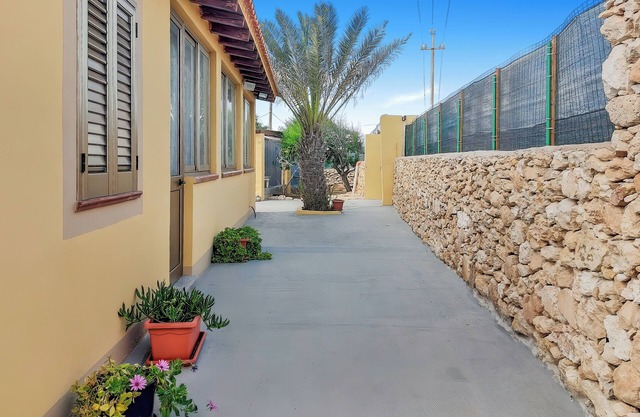Villetta Margherita - A few steps from the sea of Cala Pisana