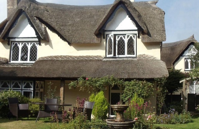Vine Cottage - Ensuite at The Gables
