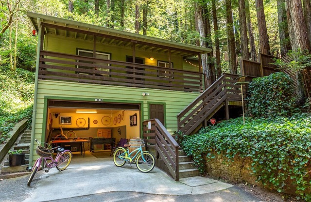 Vino Velo: Enchanting Redwood Forest Cabin! Cozy & Warm Vibe! HtTb/Pup/WiFi
