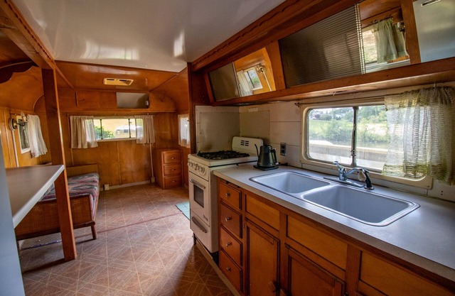 Vintage Camper in Floyd VA!