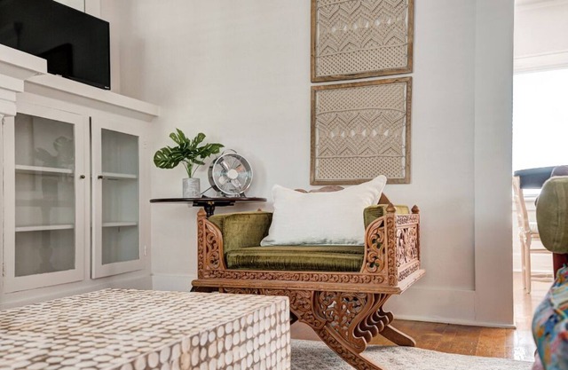 Vintage Villa| Centrally located | Historic OKC