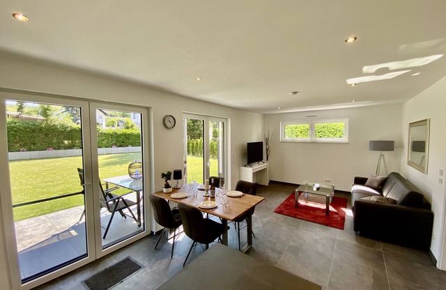 Vis-Ahr-Vis Country Apartment 7