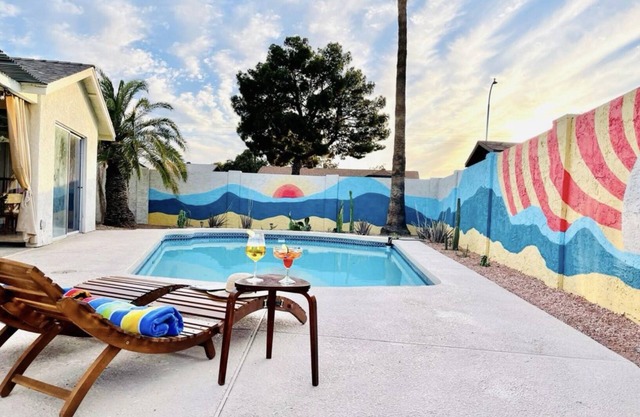 Visit our Arizona Oasis in Glendale!