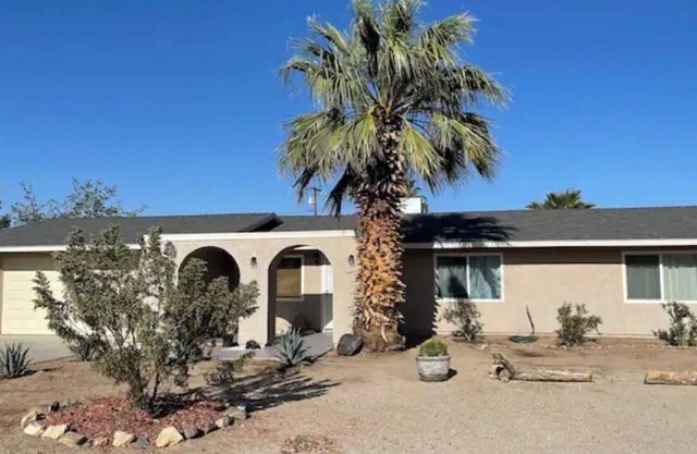 Vista Palma - Modern Oasis w/Hot Tub 4min fm JTNP