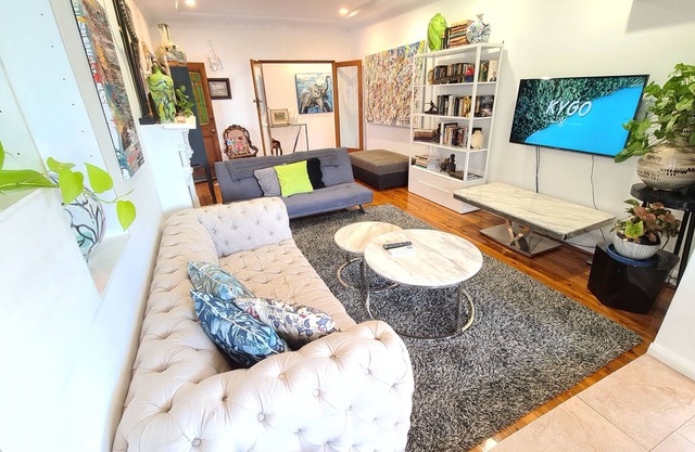 Vista unit: 2.5 bedrooms, Close to the City/beach/airport/train station