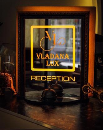 Vladana DELUXE App 2