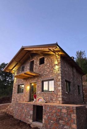 Vreto Stone House