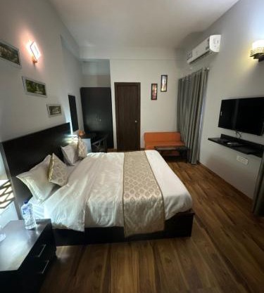 Vrindavan suites And Resort