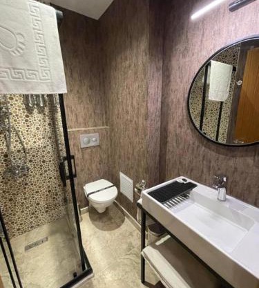 W City Hotel