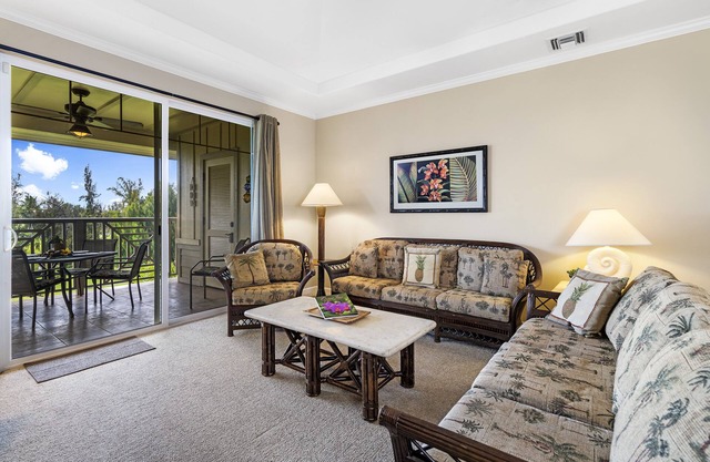 Waikoloa Beach Villas P32 - Beautiful Quiet Top Floor Villa with Golf Views!