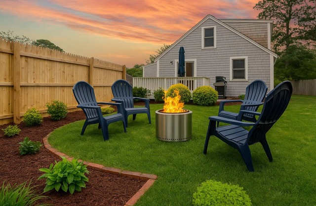 Walk 2 Beach! Slps 10! Fire Pit! Location! A/C!
