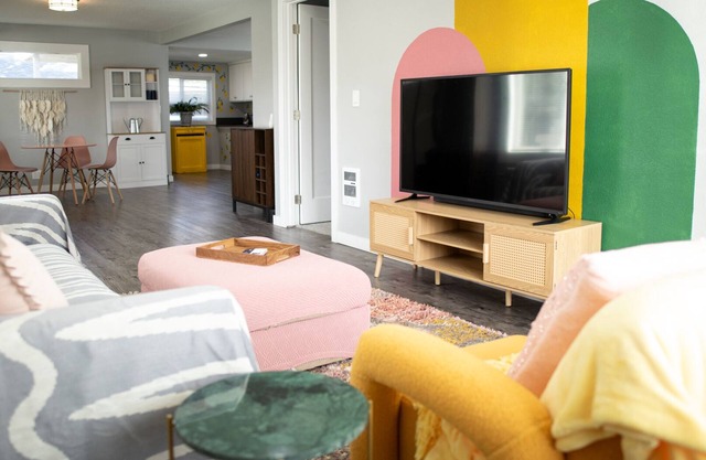 Walk to everything from our cozy tiny home. nn