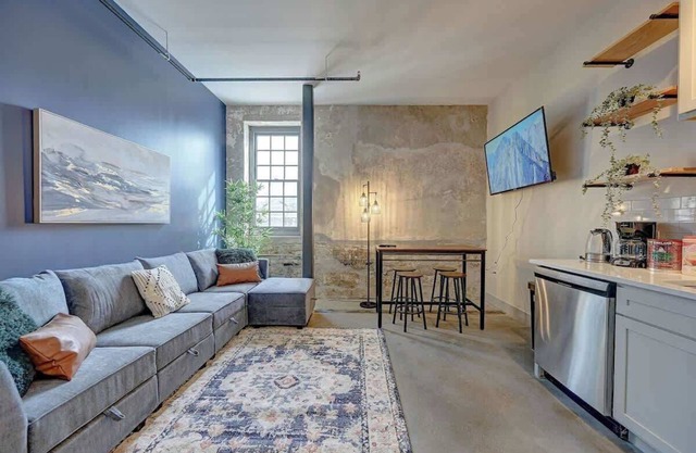 Walk to Fiserv & Pabst | Pool, Gym, W/D + Parking