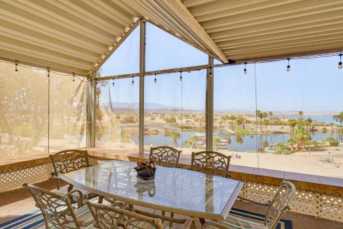 Walk to London Bridge Beach Lake Havasu Cabin!